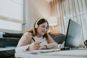 online management consulting degree